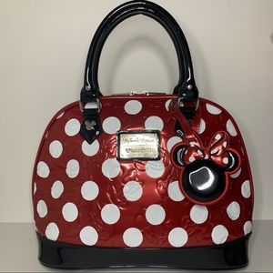 Loungefly Minnie Mouse Weekend bag